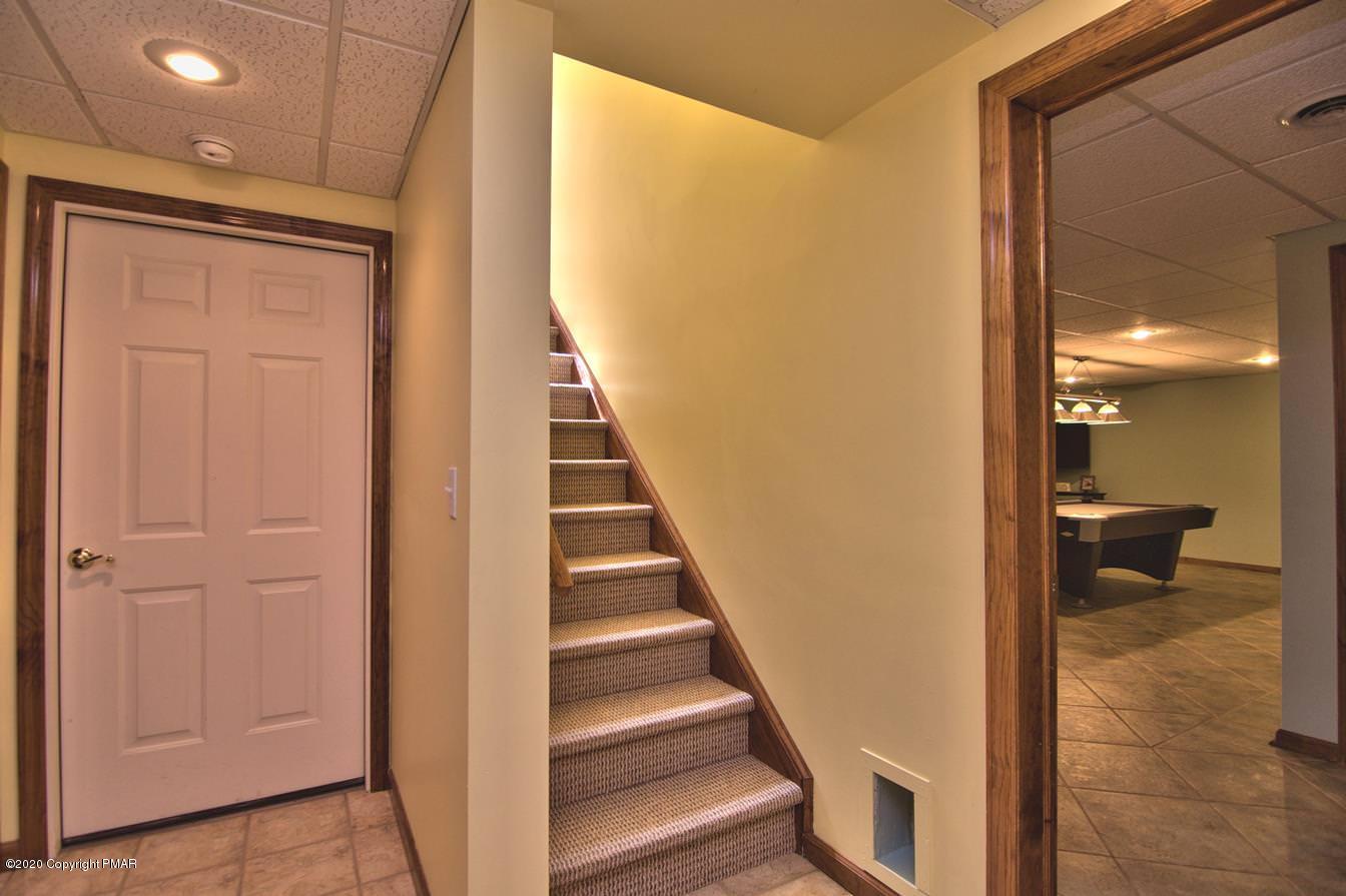 172 Maines Road Hawley, PA 18428 - Photo 58 of 122 LL Staircase