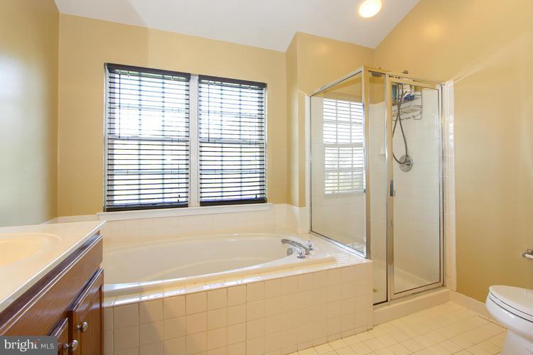 9092 Roaring Spring Loop Bristow, VA 20136 - Photo 11 of 25 Master Bath 2