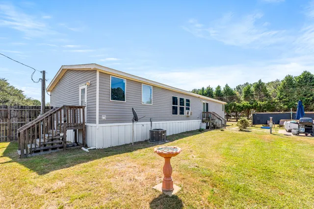 $500,000 | 328 Rodeo Drive, Eutawville, SC 29048