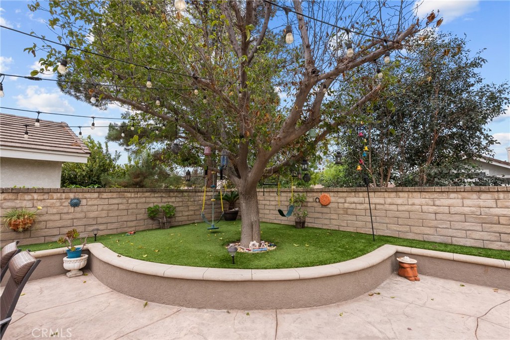 27251 Blakely Place Valencia, CA 91354 - Photo 29 of 31 a view of outdoor space yard and patio