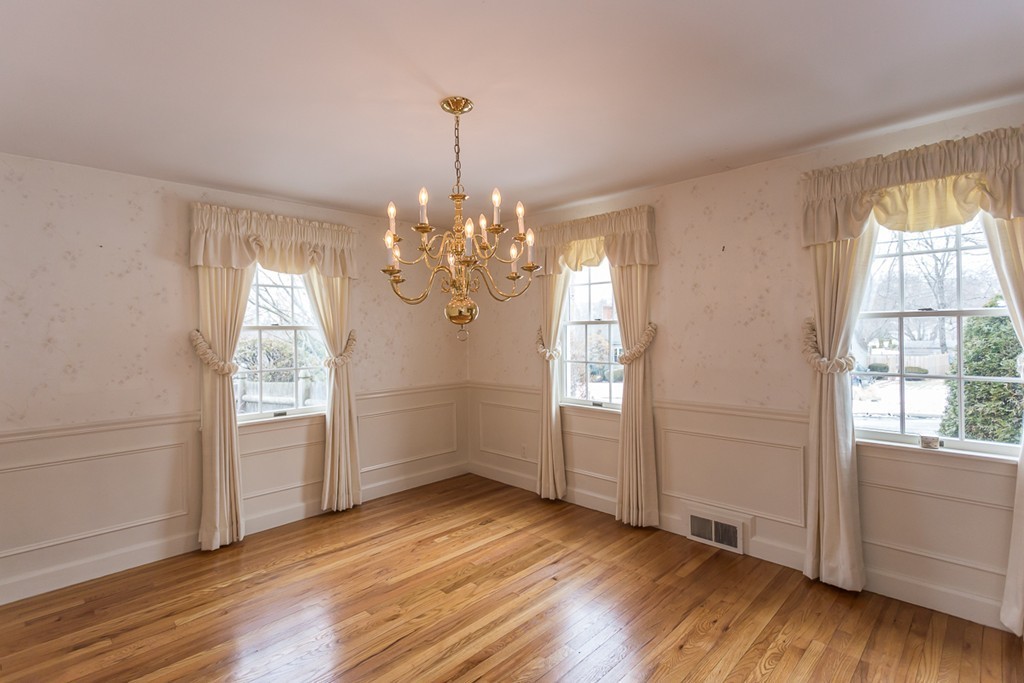 9 Sheffield Road Danvers, MA 01923 - Photo 13 of 30 Gallery Image 13