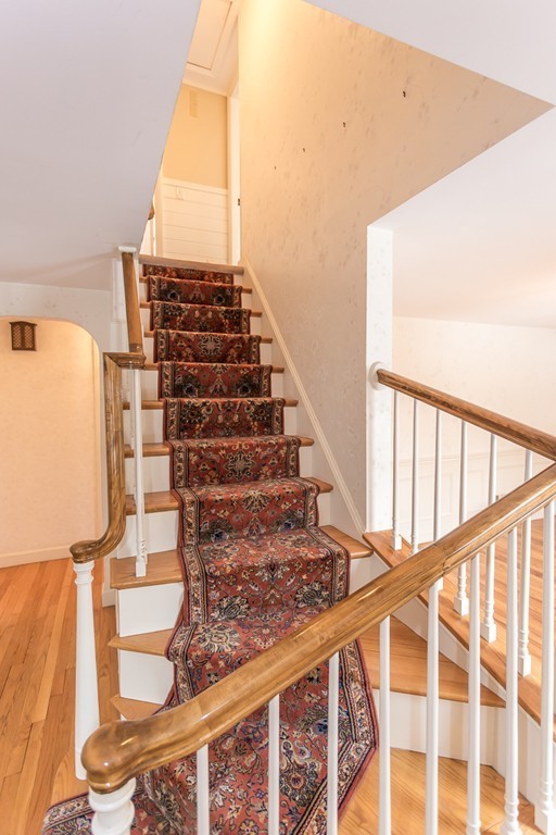9 Sheffield Road Danvers, MA 01923 - Photo 14 of 30 Gallery Image 14