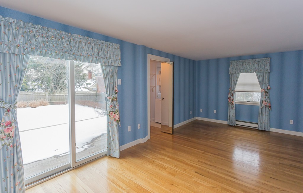 9 Sheffield Road Danvers, MA 01923 - Photo 17 of 30 Gallery Image 17