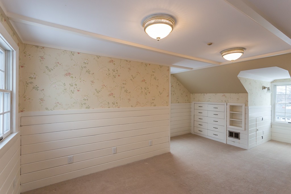 9 Sheffield Road Danvers, MA 01923 - Photo 20 of 30 Gallery Image 20