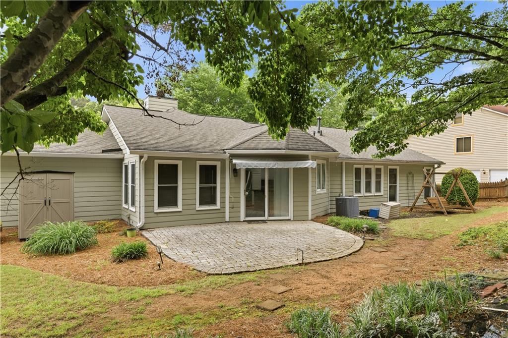 2824 Carriage Rowe Duluth, GA 30096 - Photo 34 of 45 front view of a house with a porch