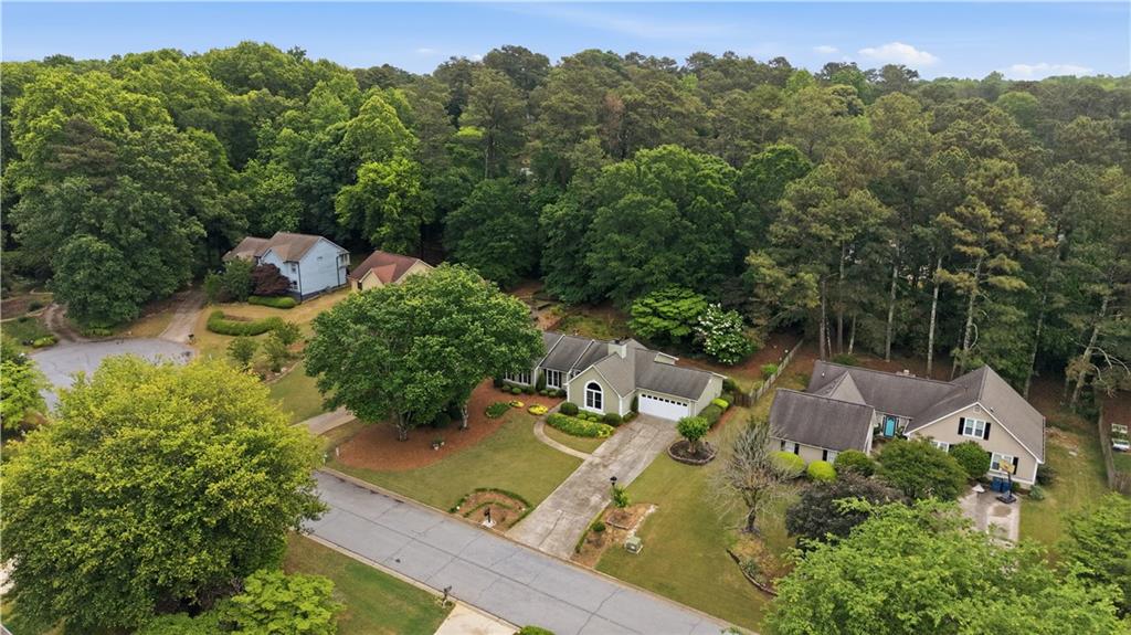 2824 Carriage Rowe Duluth, GA 30096 - Photo 40 of 45 an aerial view of a house with a yard