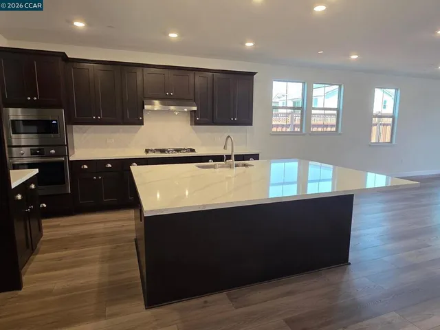 $879,342 | 3571-3571 Bullard Lane, Lathrop, CA 95330