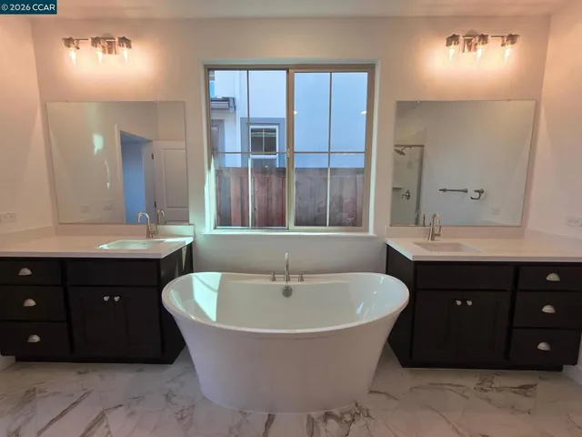 $879,342 | 3571-3571 Bullard Lane, Lathrop, CA 95330