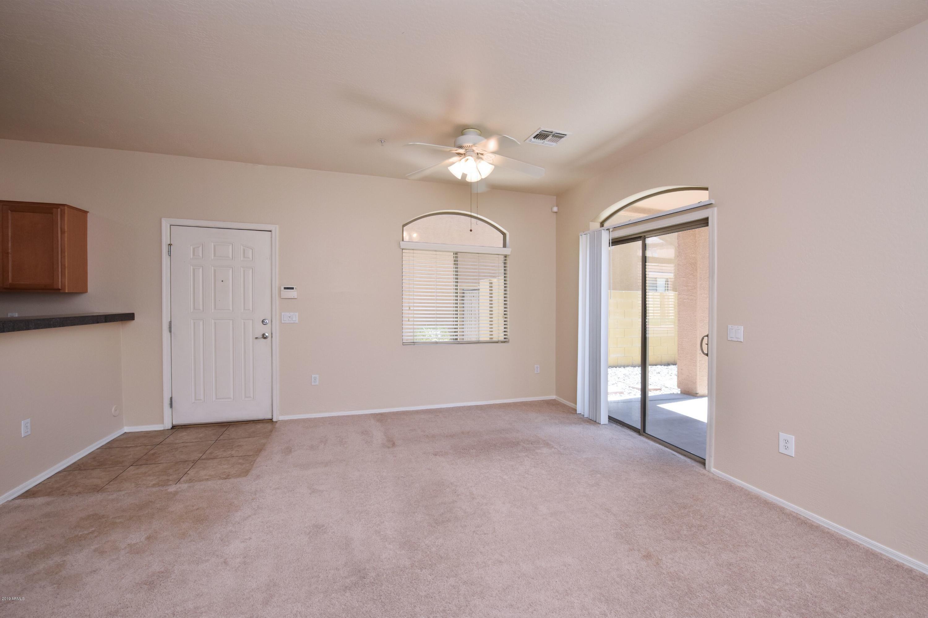 2150 East Bell Road, Unit 1126 Phoenix, AZ 85022 - Photo 11 of 32 Tumm-Great Room 4