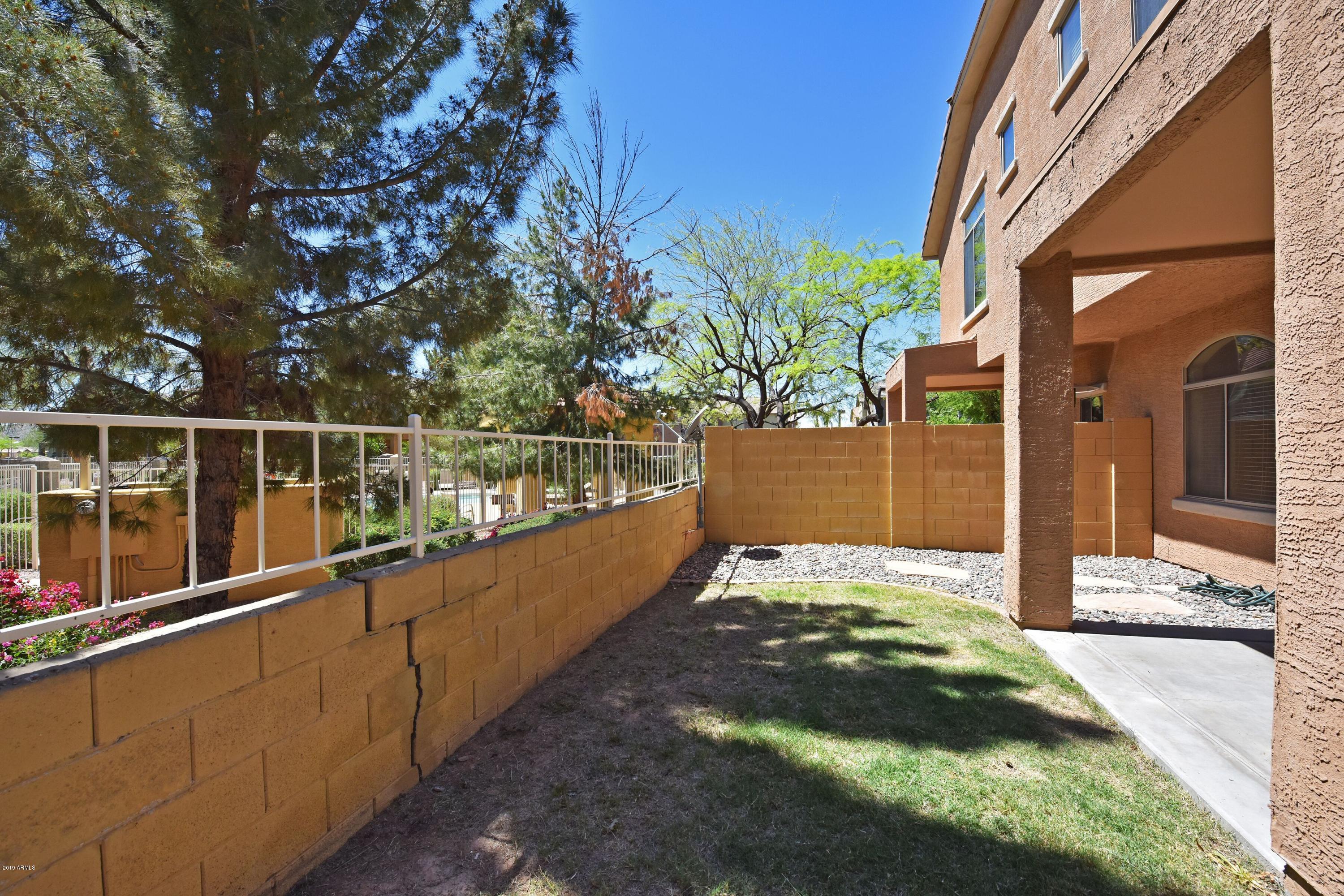 2150 East Bell Road, Unit 1126 Phoenix, AZ 85022 - Photo 29 of 32 Back Yard