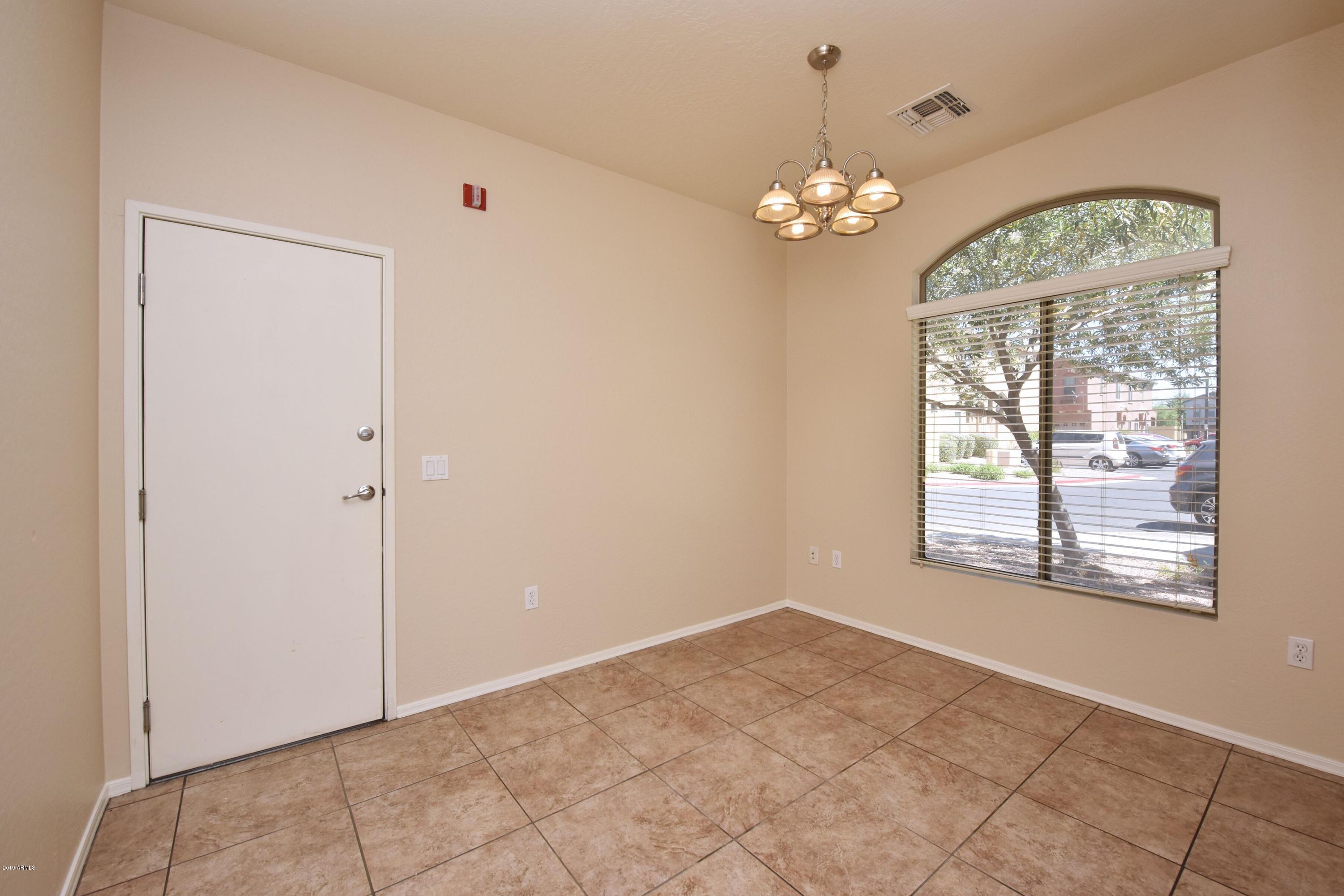 2150 East Bell Road, Unit 1126 Phoenix, AZ 85022 - Photo 6 of 32 Dining