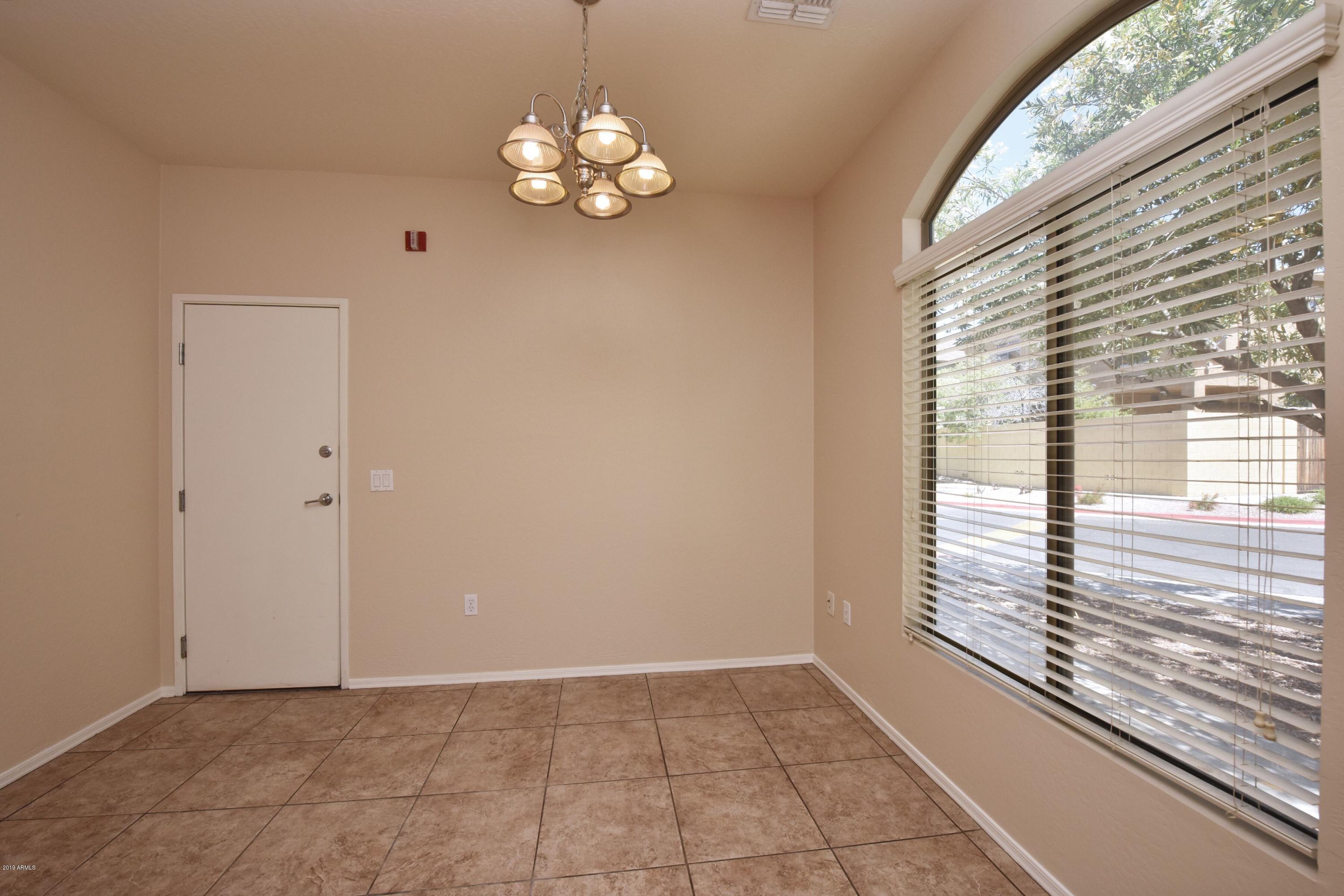 2150 East Bell Road, Unit 1126 Phoenix, AZ 85022 - Photo 7 of 32 Dining