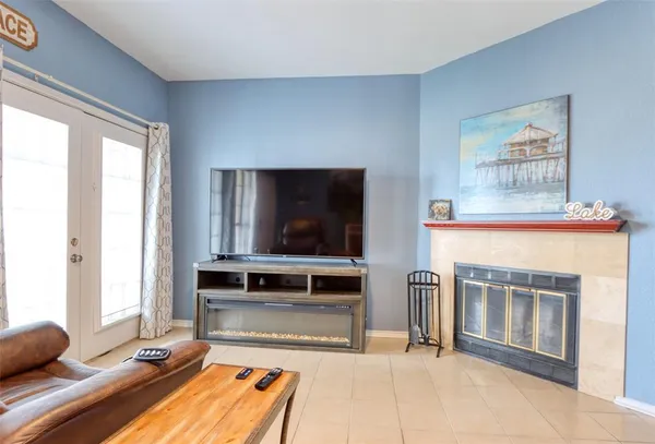 $120,000 | 1933 Island Circle, Unit B113, Tool, TX 75143