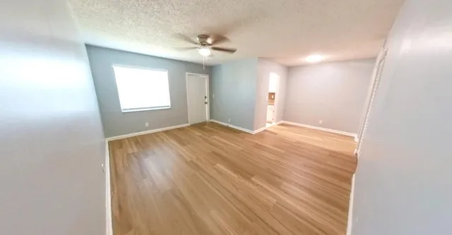 $1,495 | 2301 Southeast 4th Street, Unit 110, Boynton Beach, FL 33435