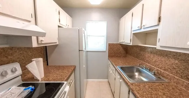 $1,495 | 2301 Southeast 4th Street, Unit 110, Boynton Beach, FL 33435