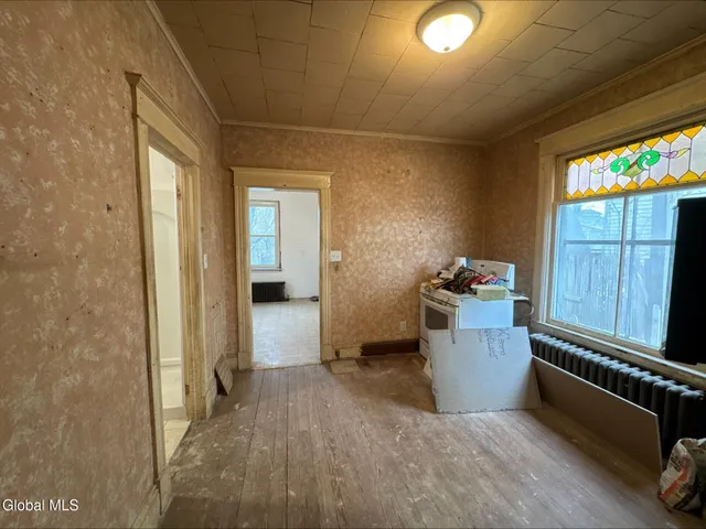 $159,900 | 20 Henry Street, Schenectady, NY 12304