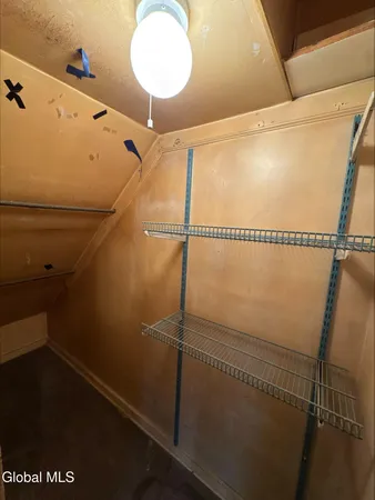 $159,900 | 20 Henry Street, Schenectady, NY 12304