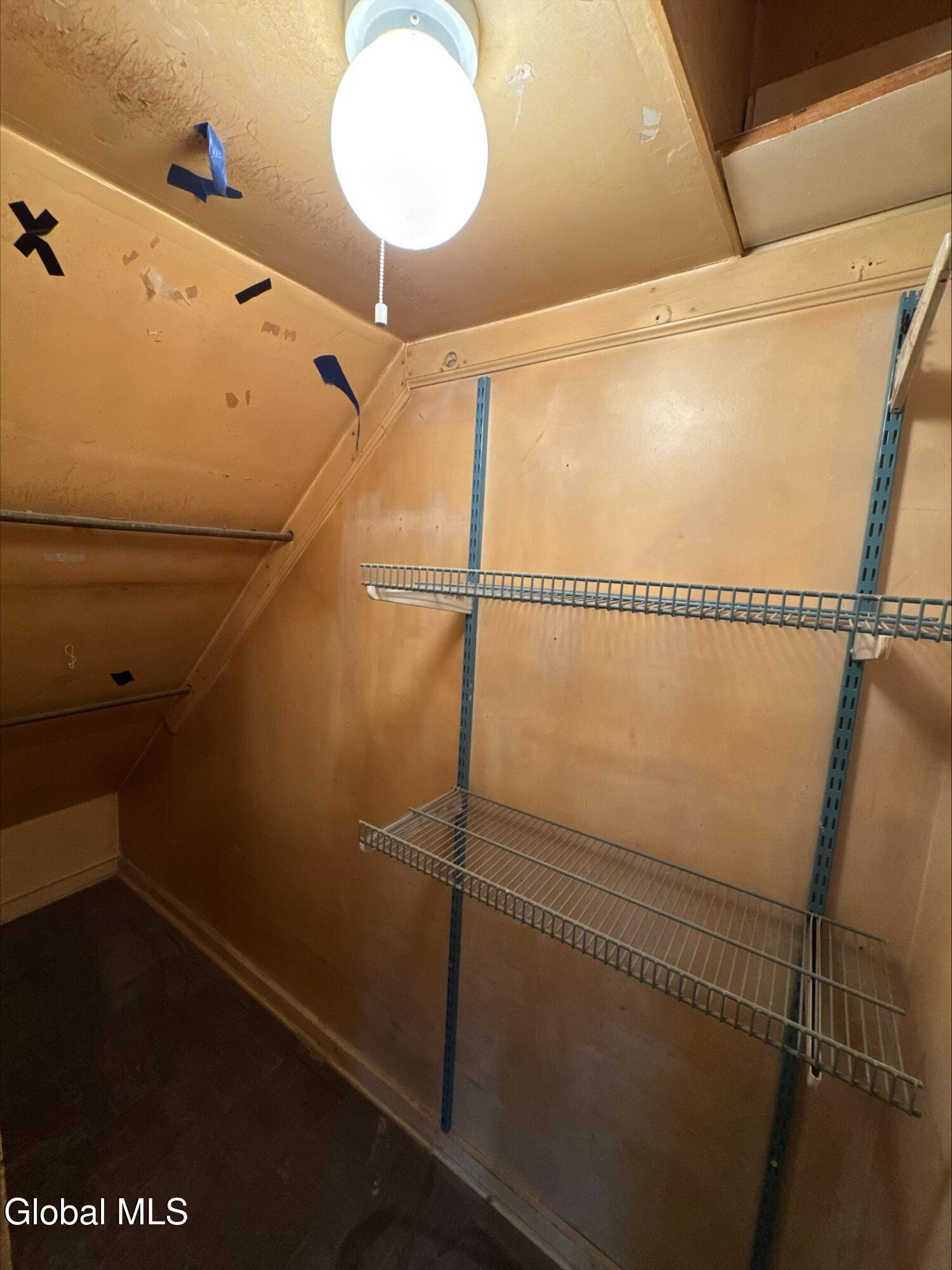 20 Henry Street Schenectady, NY 12304 - Photo 27 of 55 thumbnail_processed-1DEE70BA-7CCE-427A-B