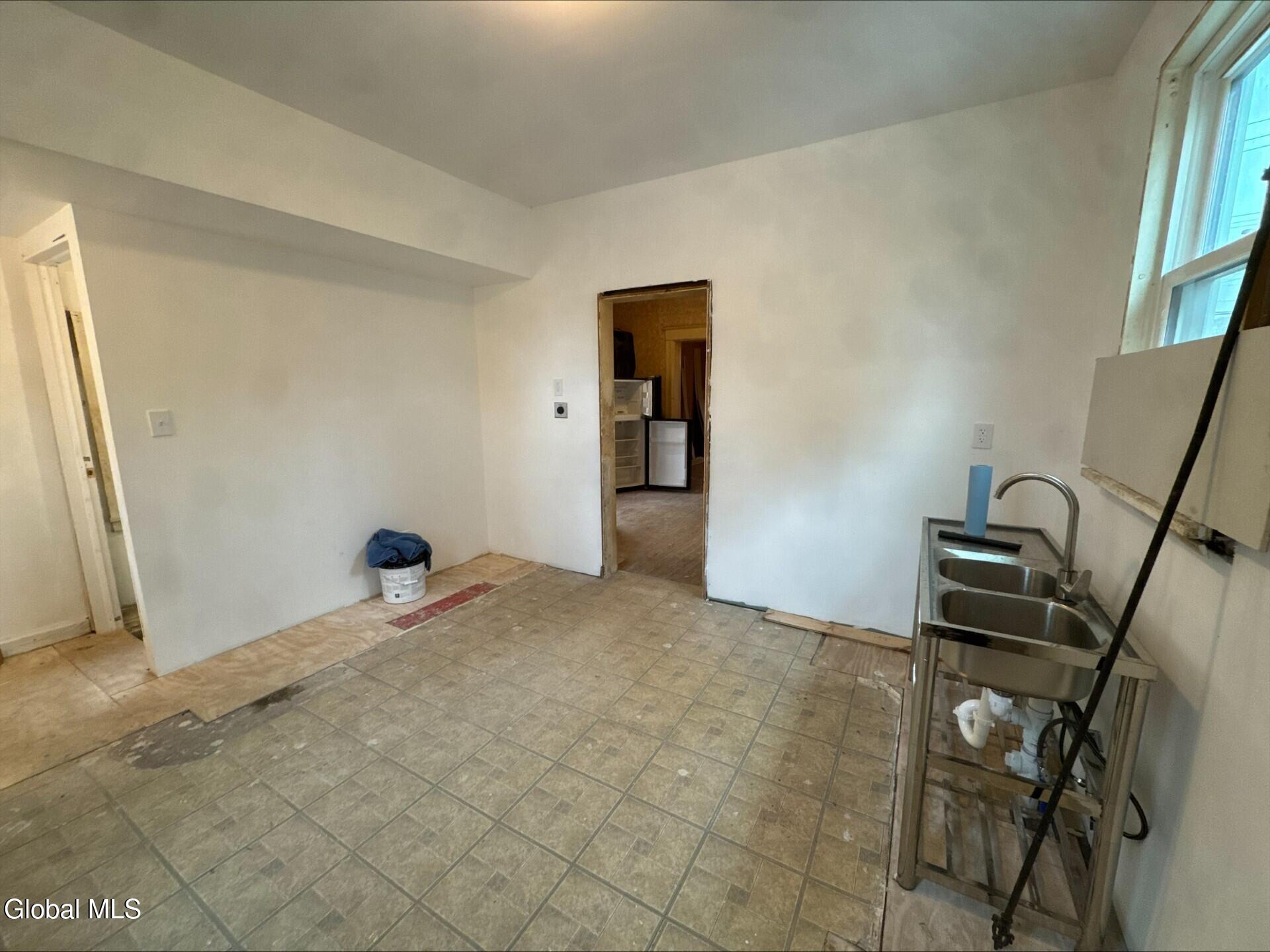 20 Henry Street Schenectady, NY 12304 - Photo 31 of 55 thumbnail_processed-9358B4C7-E93E-4C5C-8