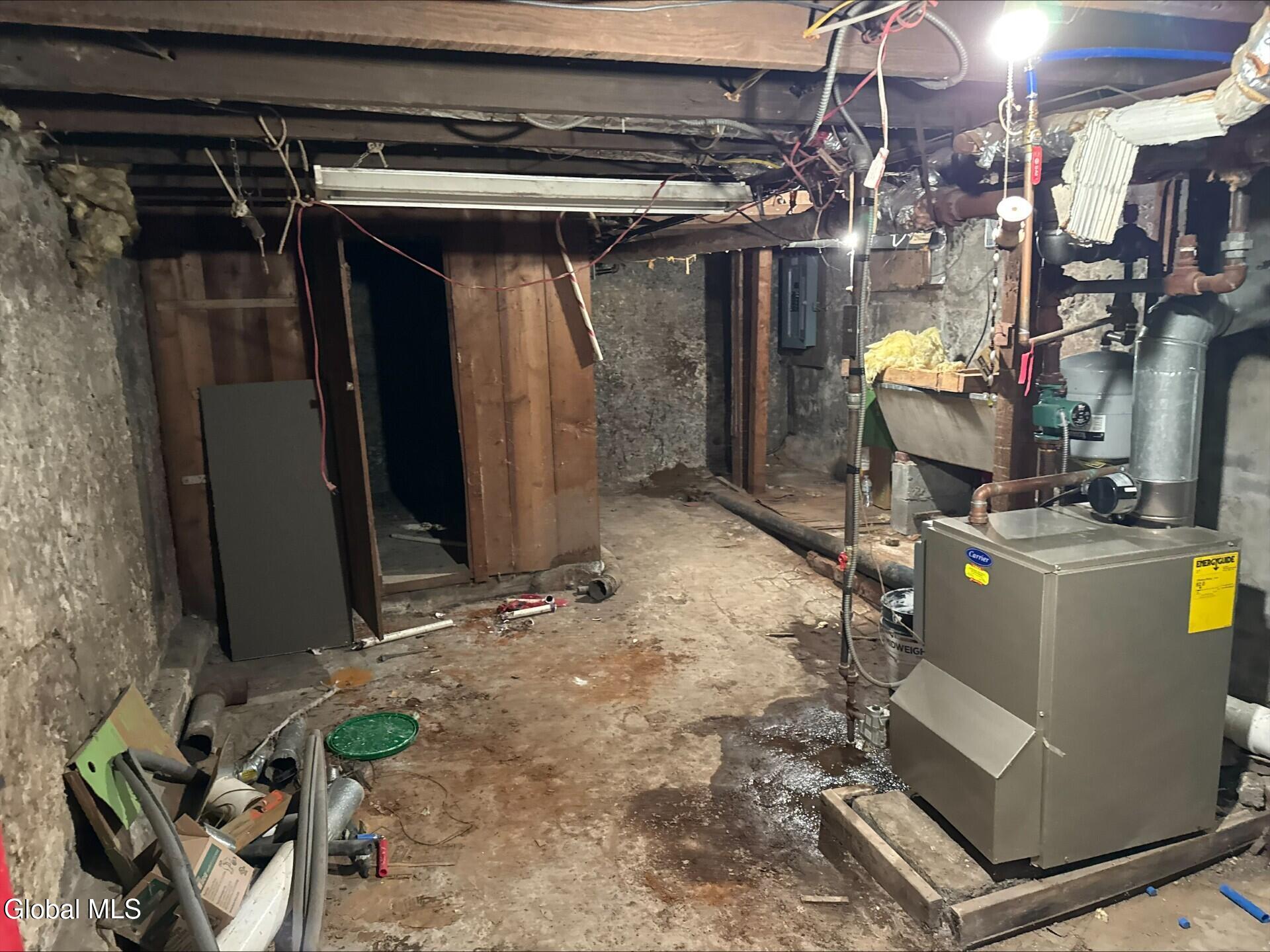 20 Henry Street Schenectady, NY 12304 - Photo 36 of 55 thumbnail_processed-1902AF30-54BB-4D4B-B