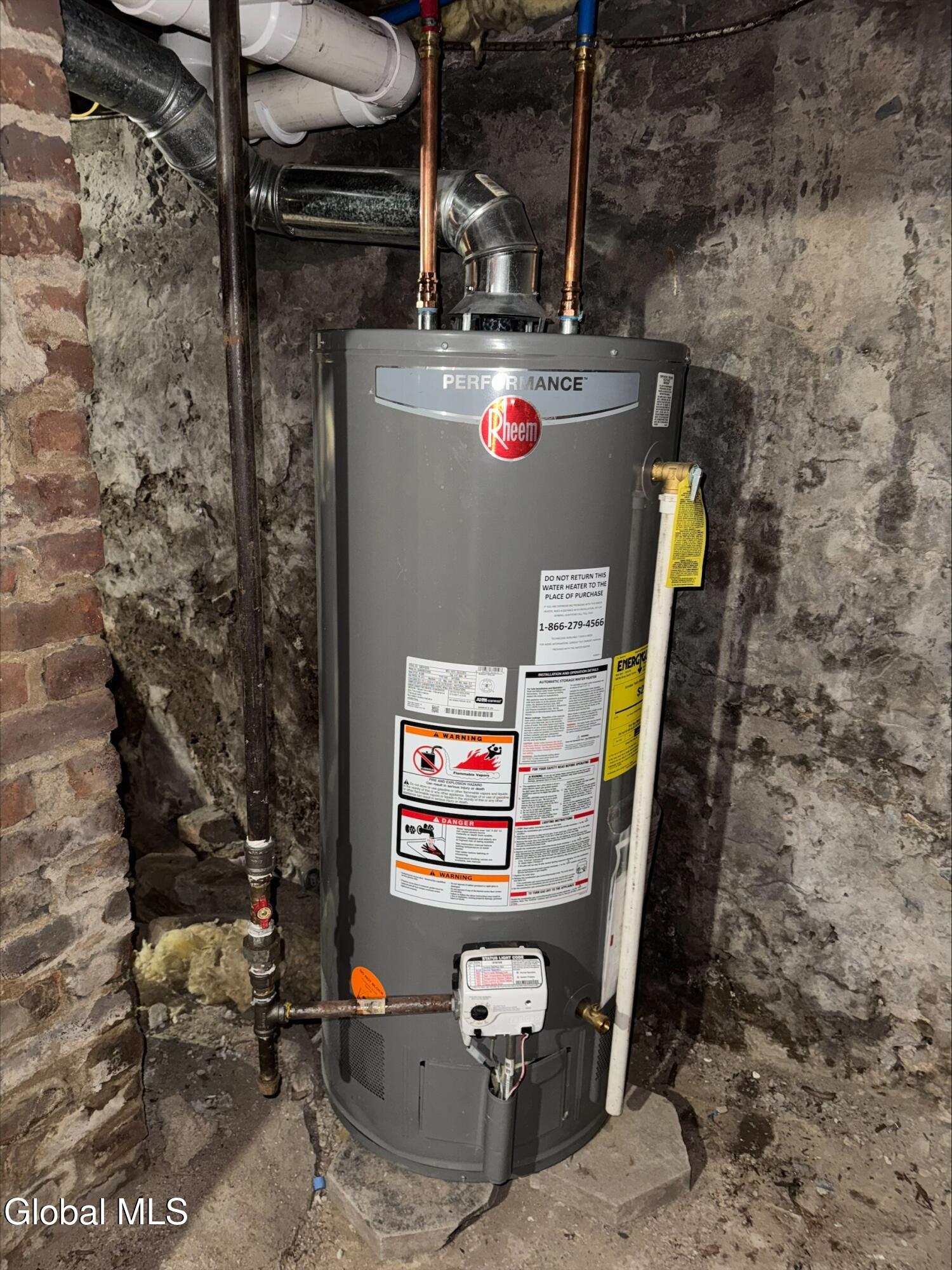 20 Henry Street Schenectady, NY 12304 - Photo 39 of 55 thumbnail_processed-197476C6-0020-41DF-8