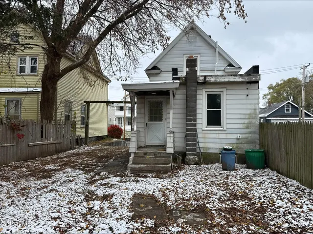 $159,900 | 20 Henry Street, Schenectady, NY 12304