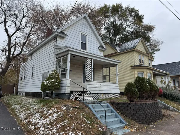 $159,900 | 20 Henry Street, Schenectady, NY 12304