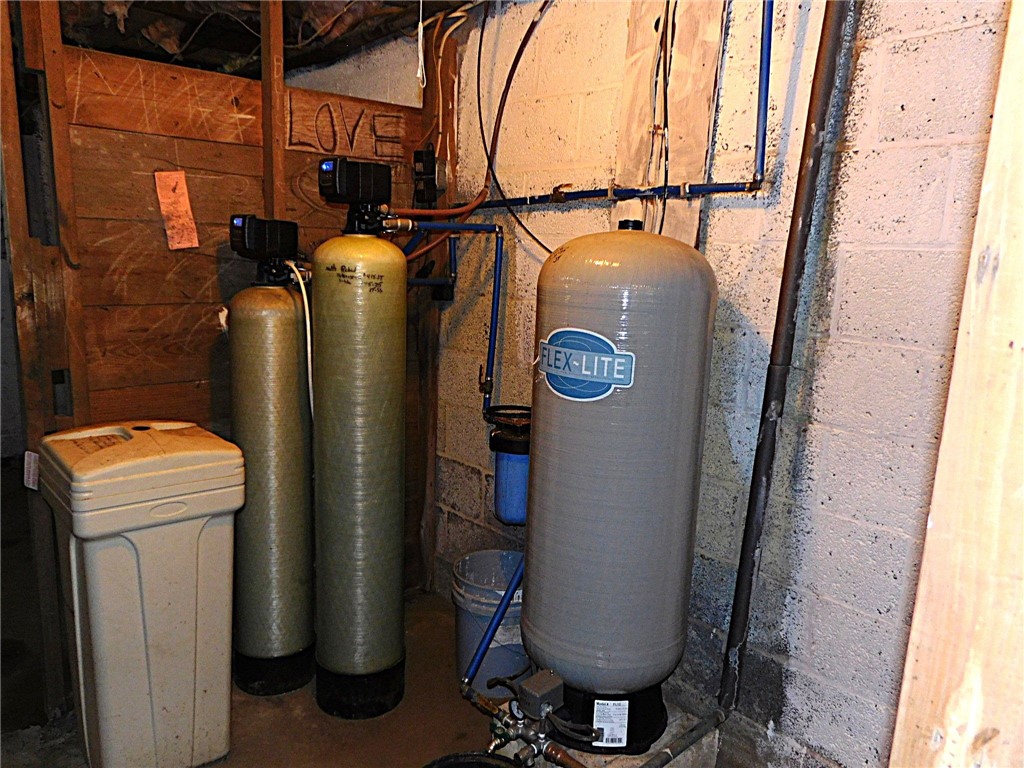 326 Jingle Valley Road South Kingstown, RI 02892 - Photo 21 of 25 Well tank & filtration