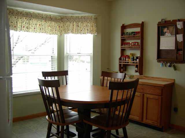 4755 Raflin Court Columbus, OH 43231 - Photo 4 of 10 Gallery Image 4
