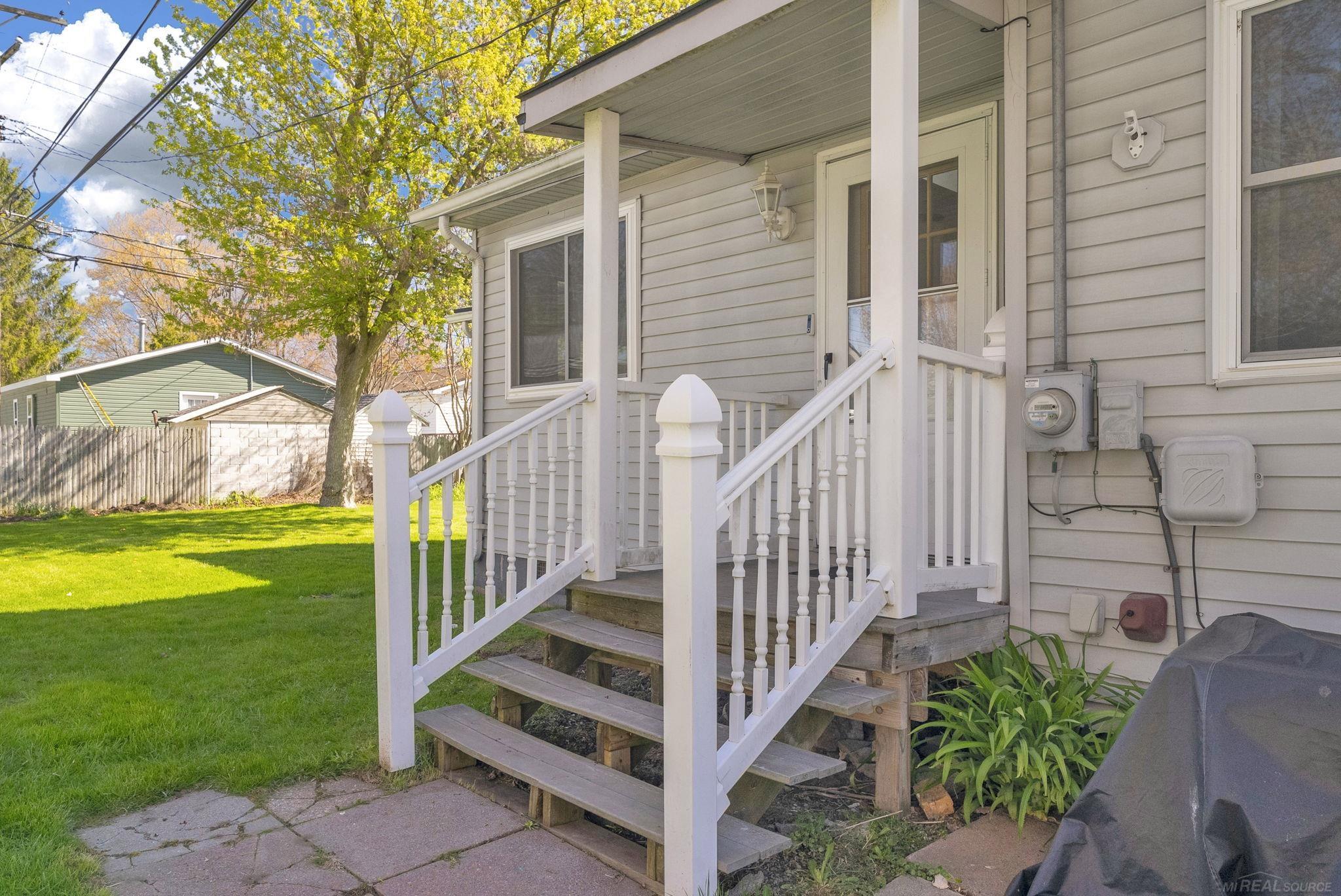 7329 Elm Road Lexington, MI 48450 - Photo 28 of 57