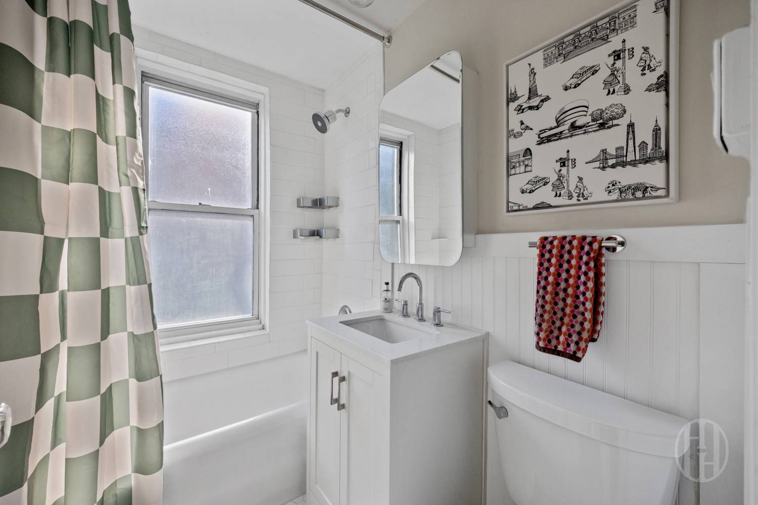 325 West 45th Street, Unit 311 Manhattan, NY 10036 - Photo 5 of 14