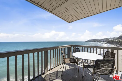 $5,485,000 | 26172 Pacific Coast Highway, Malibu, CA 90265