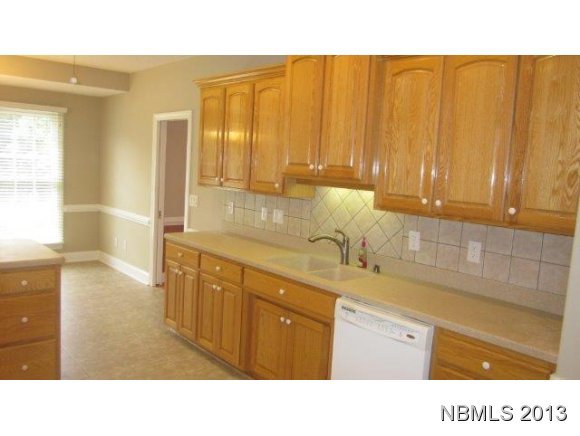 408 Emmen Road New Bern, NC 28562 - Photo 7 of 25 Additional Photo
