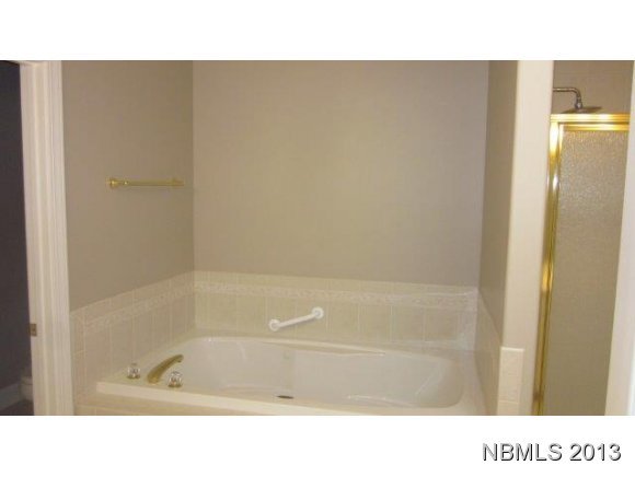 408 Emmen Road New Bern, NC 28562 - Photo 10 of 25 Additional Photo