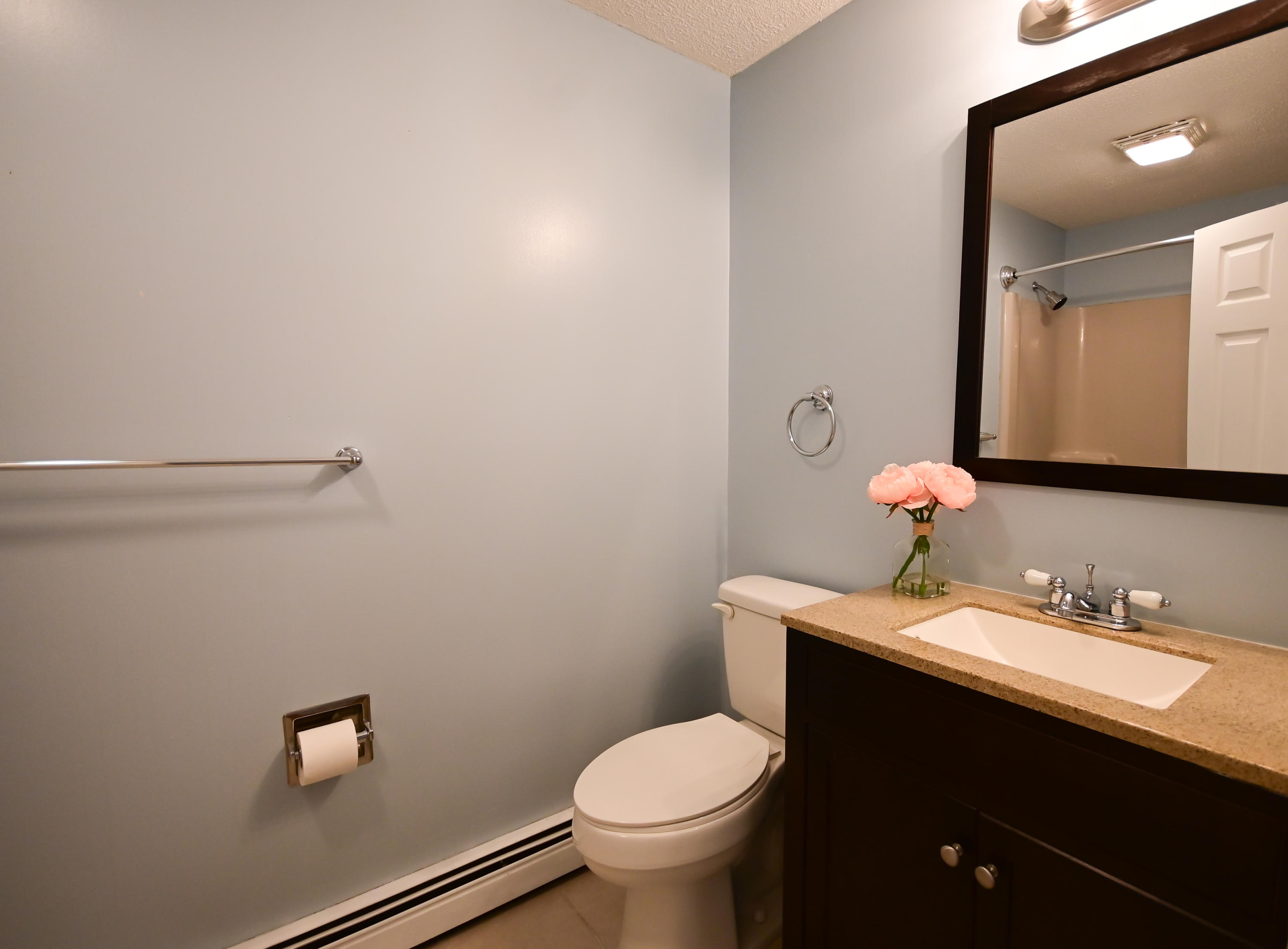 5 Old Forge Road Sandwich, MA 02563 - Photo 8 of 20 BATHROOM2