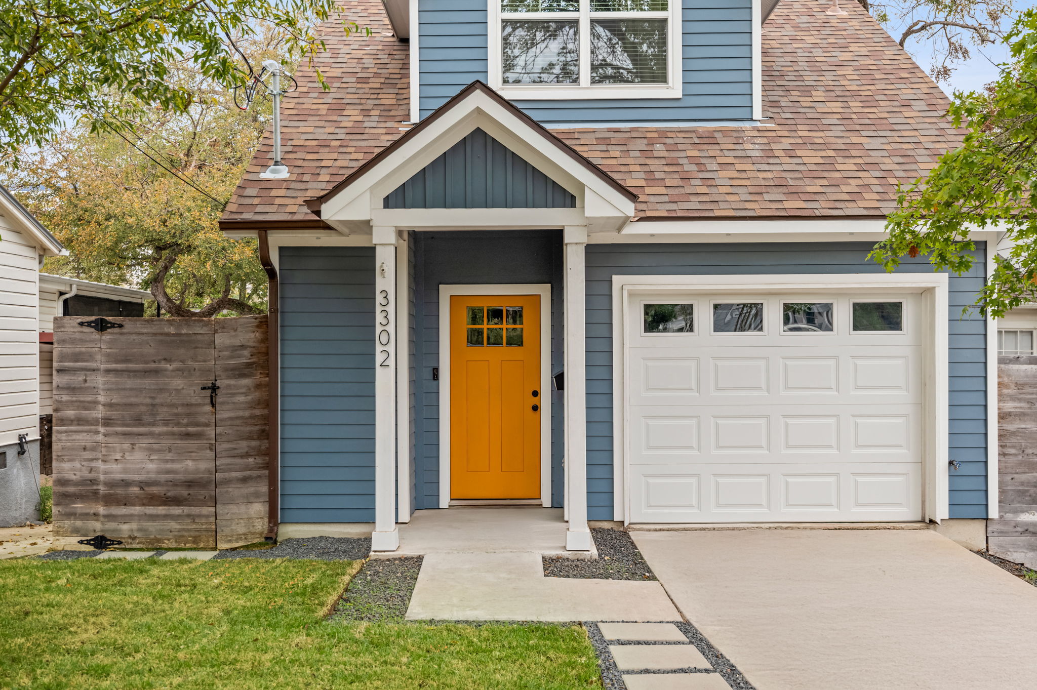 3302 Hollywood Avenue Austin, TX 78722 - Photo 3 of 38