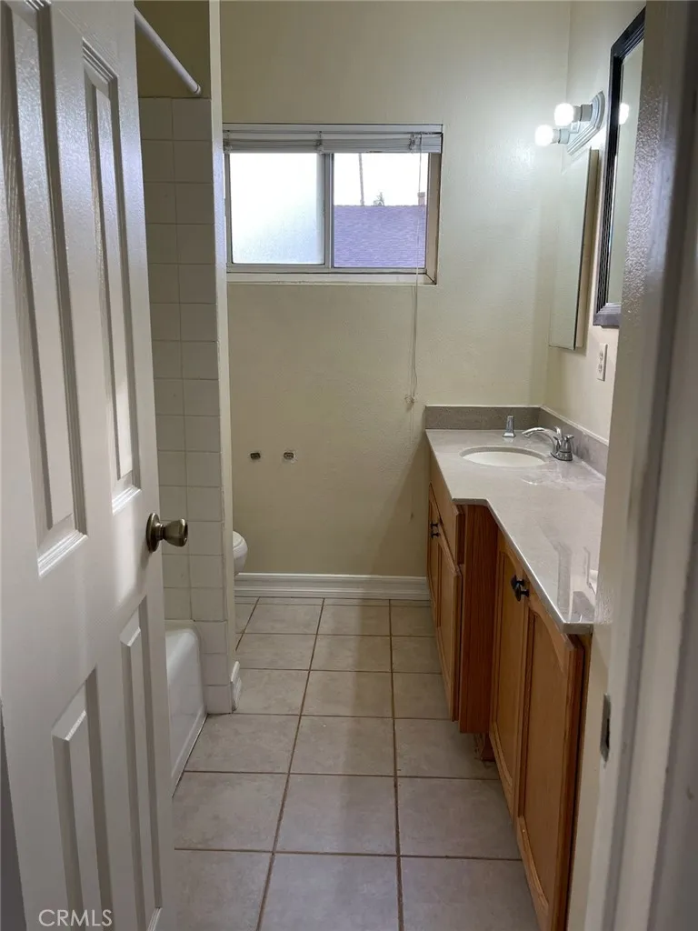 1316 West Valencia Drive Fullerton, CA 92833 - Photo 7 of 11