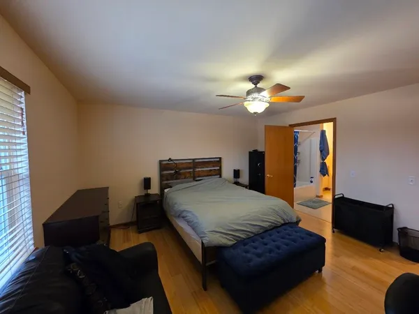 $350,000 | 2426 Commercial, Madison, WI 53704