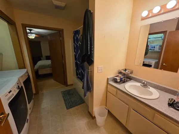 $350,000 | 2426 Commercial, Madison, WI 53704