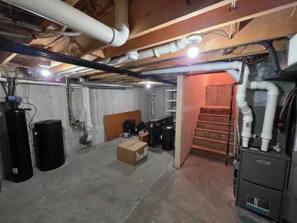 $350,000 | 2426 Commercial, Madison, WI 53704