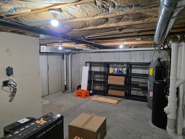 $350,000 | 2426 Commercial, Madison, WI 53704