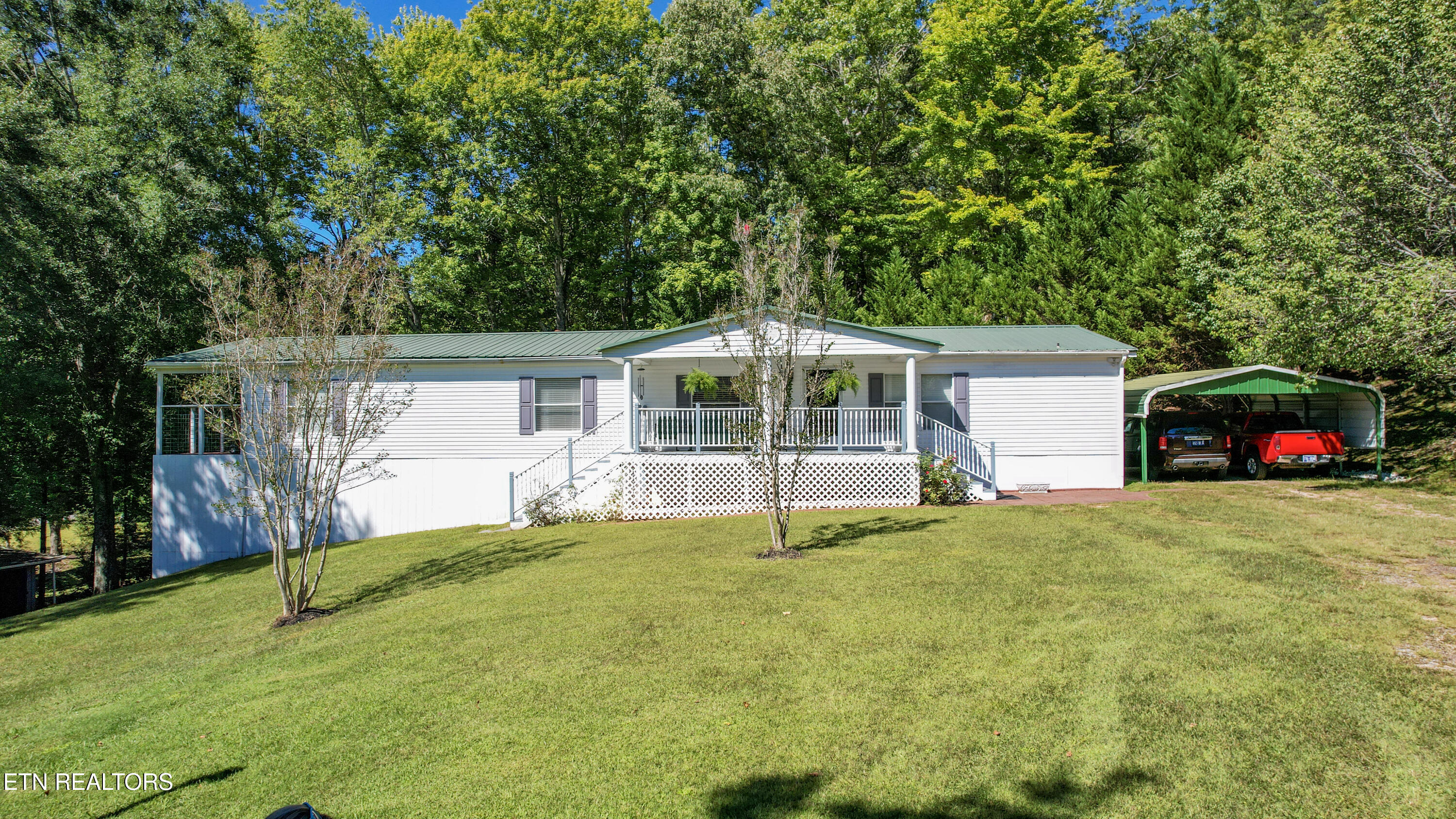 706 Shaw Mountain Road Tellico Plains, TN 37385 - Photo 2 of 60 2-DJI_0324