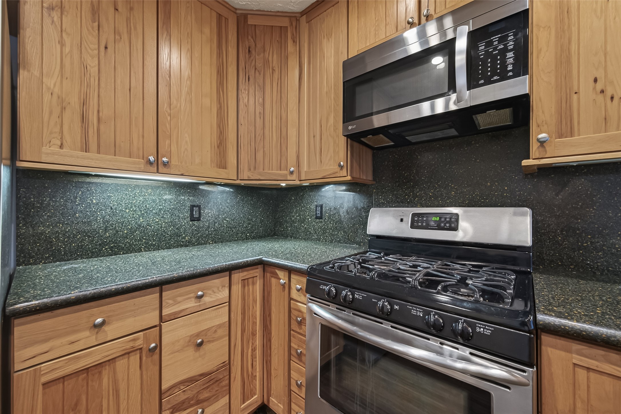 10610 Wayward Wind Lane Houston, TX 77064 - Photo 21 of 49
