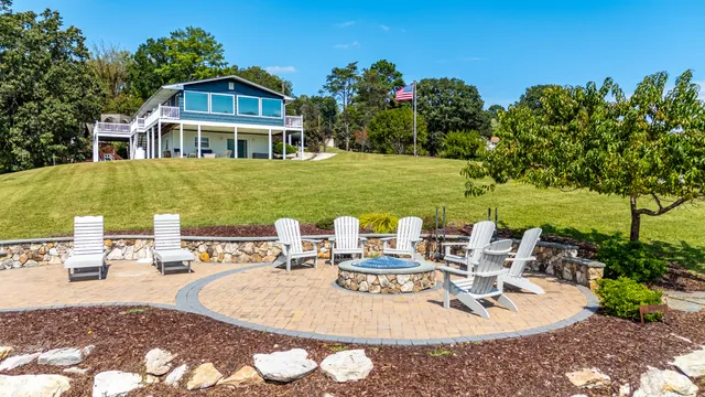 $1,575,000 | 1193 Rebel Lane, Goodview, VA 24095