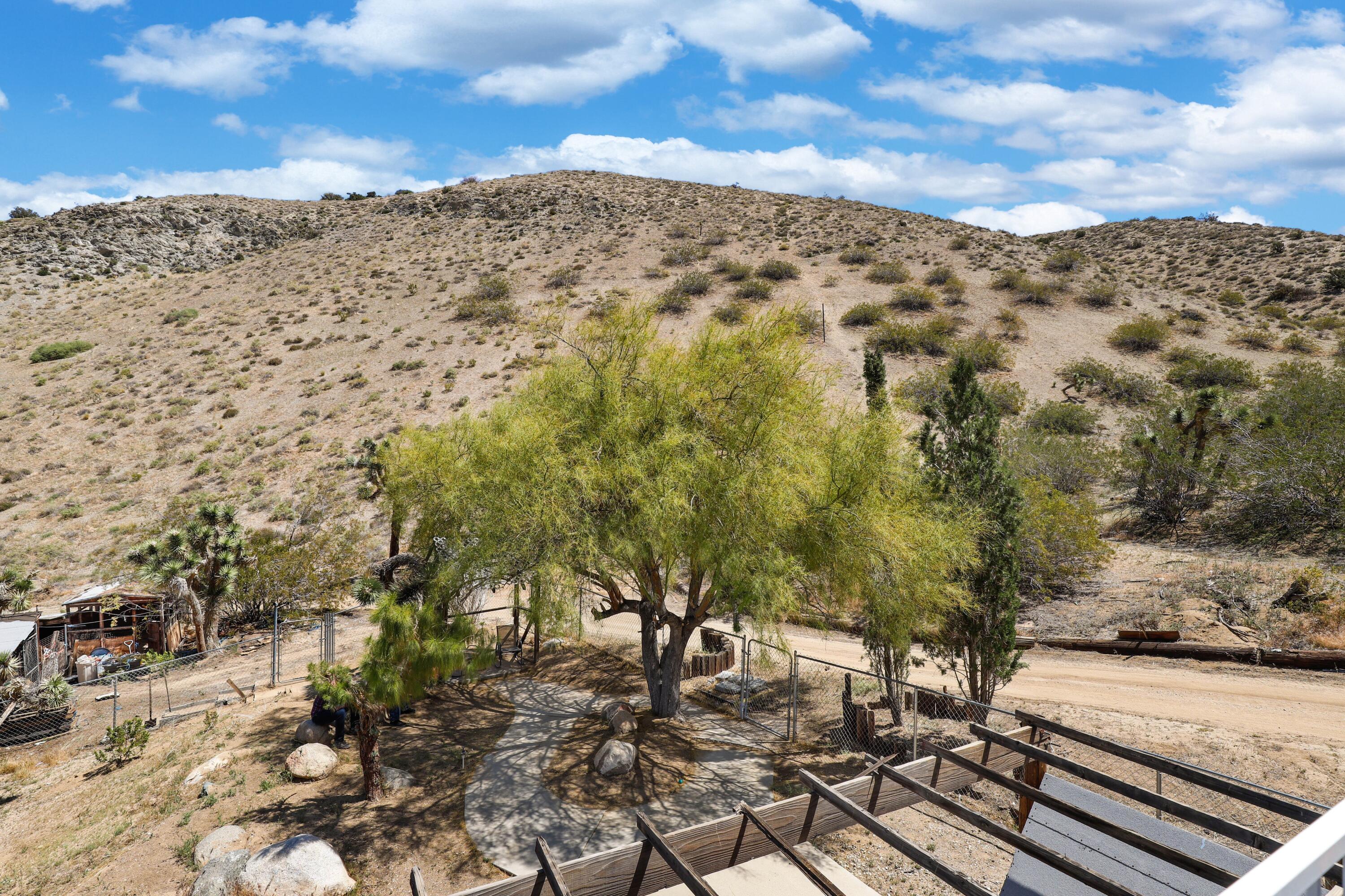 5828 Mt Emma Road Palmdale, CA 93552 - Photo 32 of 47 34