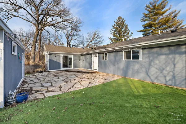 $449,900 | 4433 Wildwood Drive, Crystal Lake, IL 60014