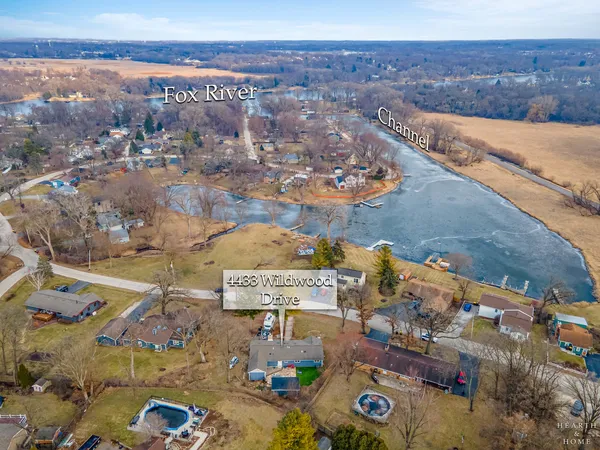 $449,900 | 4433 Wildwood Drive, Crystal Lake, IL 60014
