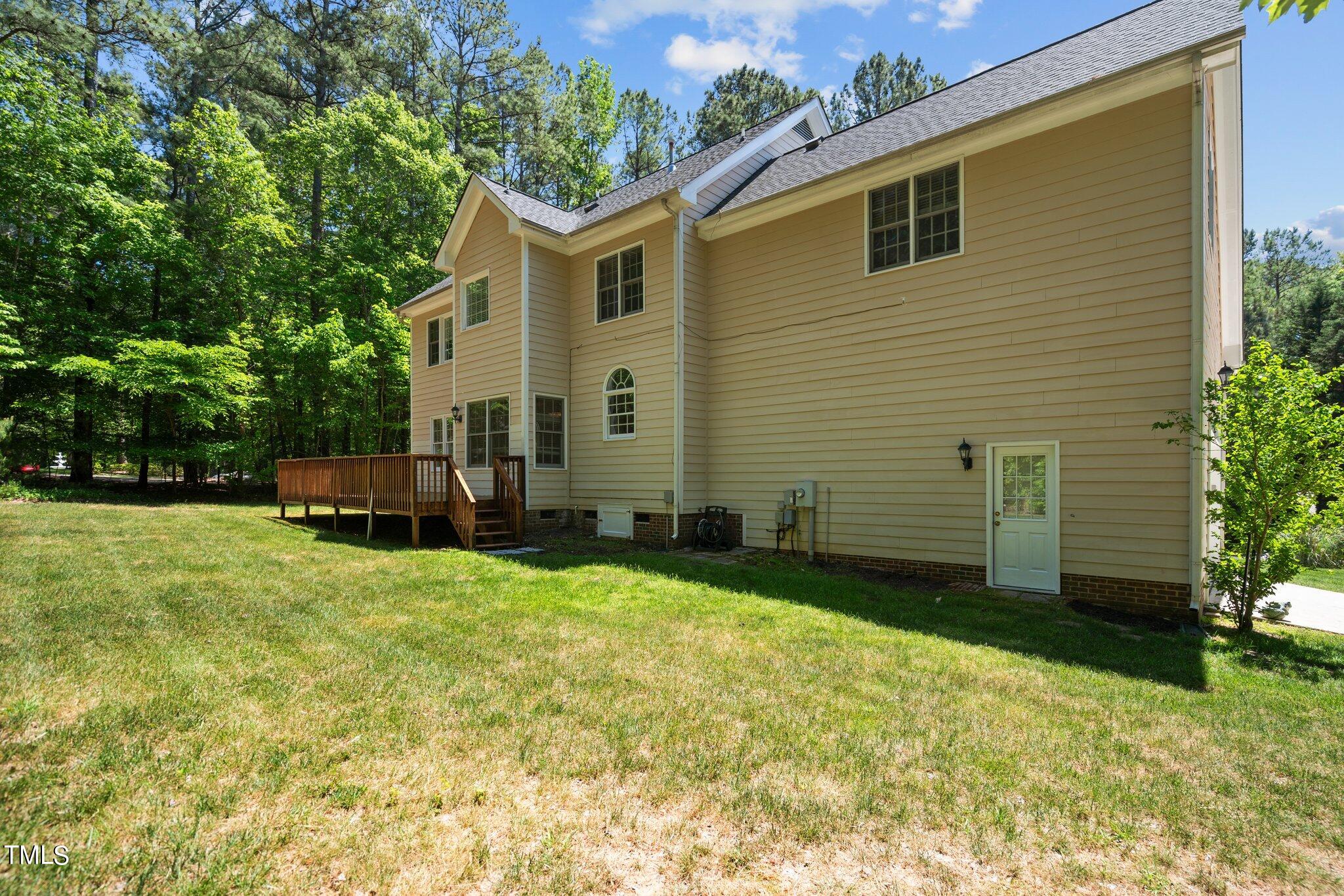 2404 Sunnystone Way Raleigh, NC 27613 - Photo 9 of 51 11-web-or-mls-_NFP1635