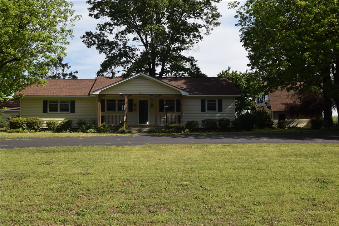 703 Fairplay Road Townville, SC 29689 - Photo 3 of 45 Gallery Image 3