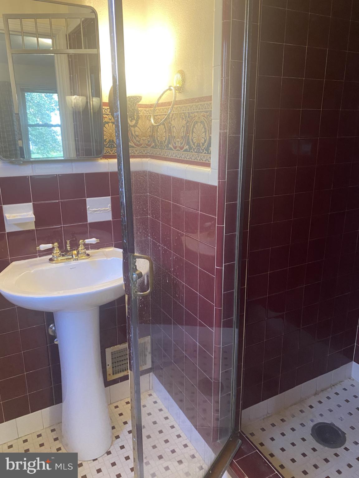 1209 Carr Road Wilmington, DE 19809 - Photo 13 of 18 Master Bath w/shower